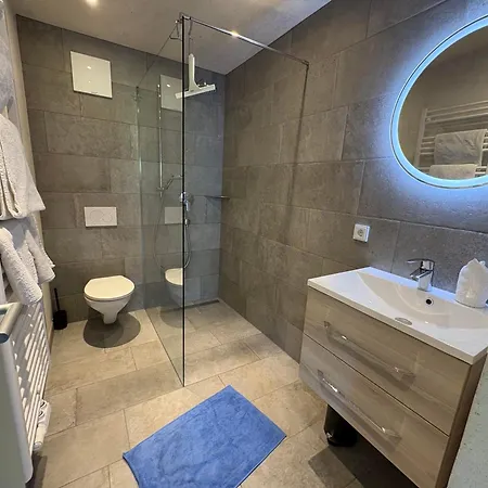 Haus Hager شقة